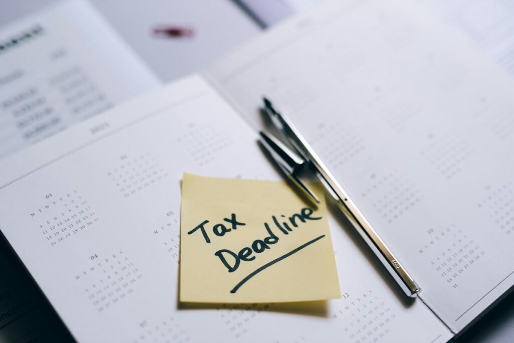 Tax deadline reminder on calendar